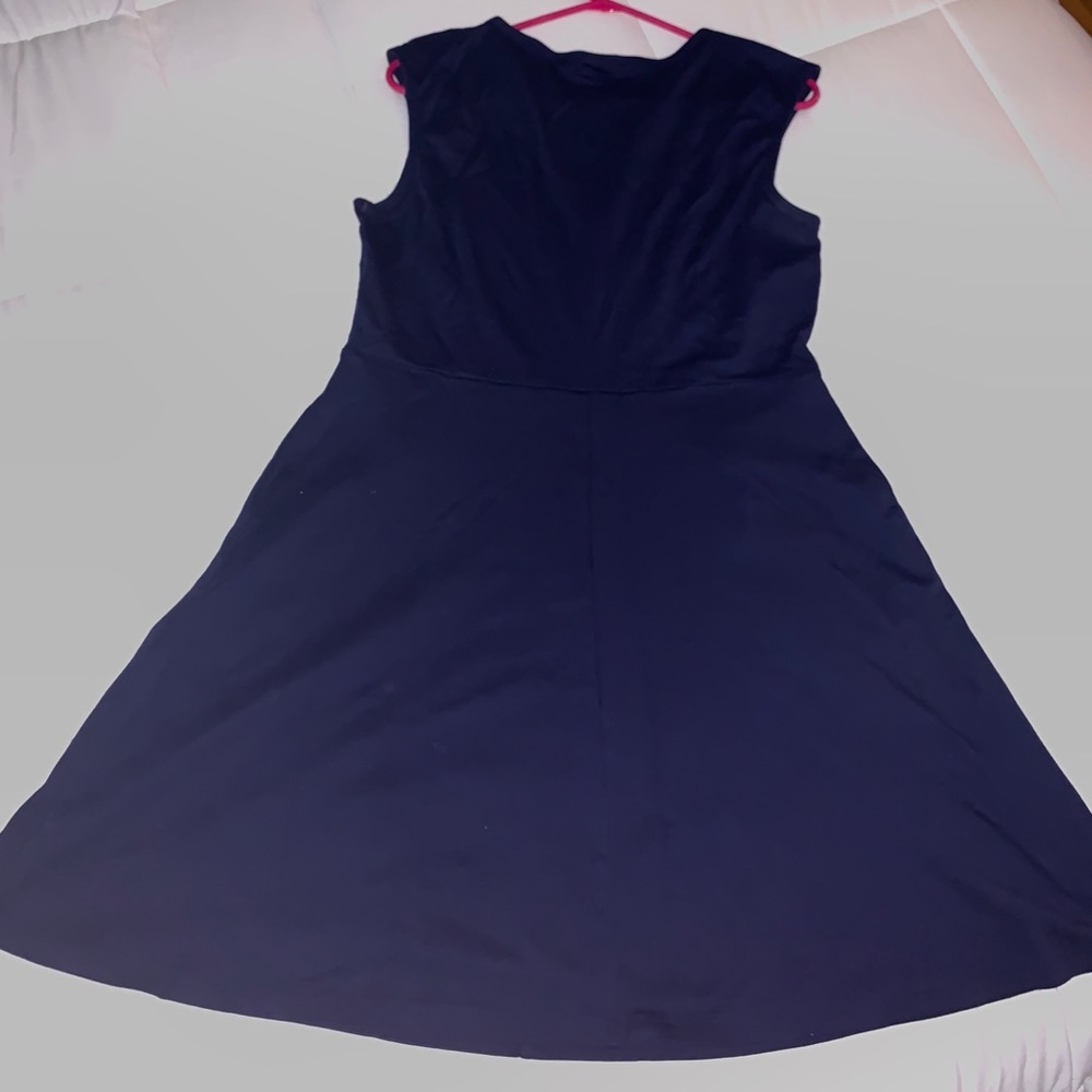 Dress - Picture 5 of 8